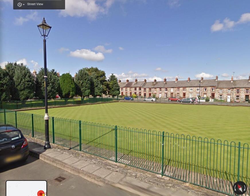 College Square, Terrace House Apartman Bessbrook Kültér fotó